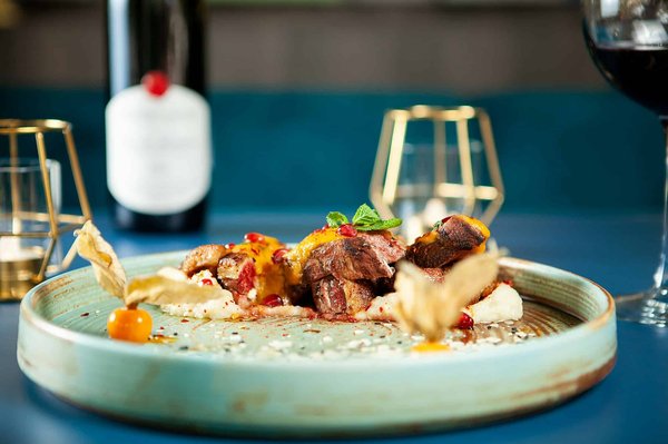 Comment organiser un tour gastronomique des marchés de rue en Inde ?